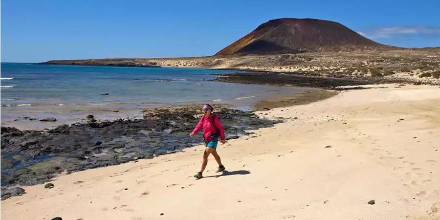 Hiking in La Graciosa